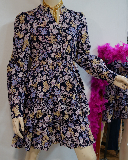 Vestido floreado corto con mangas largas Noisy May